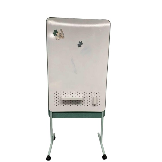 papan tulis portable